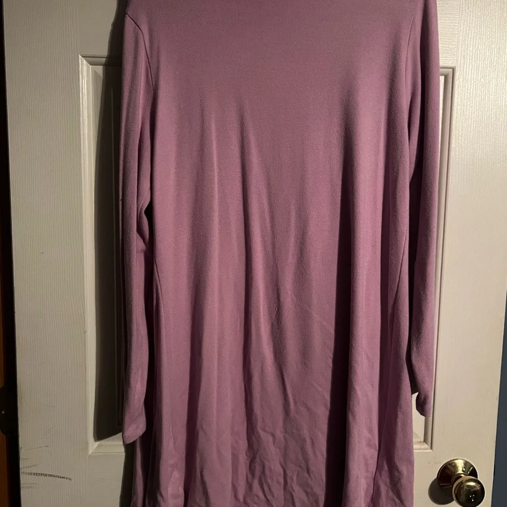 Cardigan style lavender wrap/sweater by Wantables.  Long sleeve. - Picture 3 of 6